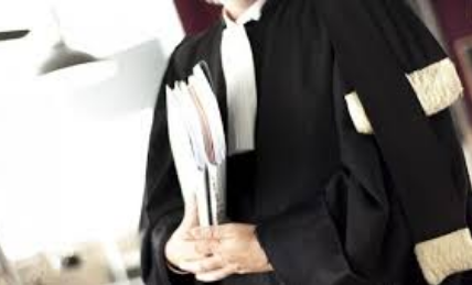 مهنة المحاماة