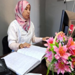 في كل أم تساعدها، وفي كل طفل يرى النور، تُكتب قصة إنسانية لا تُحكى كثيرًا… لكنها تغيّر حياة كاملة