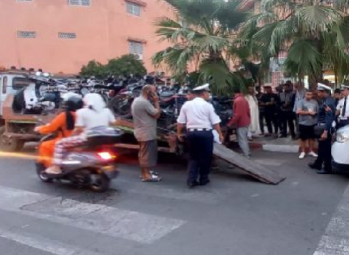 الدراجات النارية فوق الأرصفة في حي الداخلة أكادير