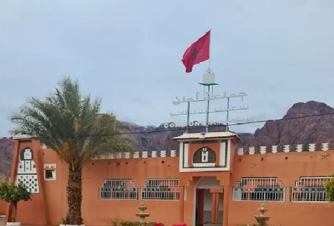 حملة نظافة وتأهيل المؤسسات التعليمية بجماعة أملن تيزنيت